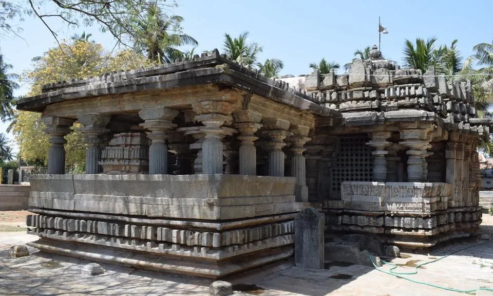 Brahmeshvara Temple Kikkeri