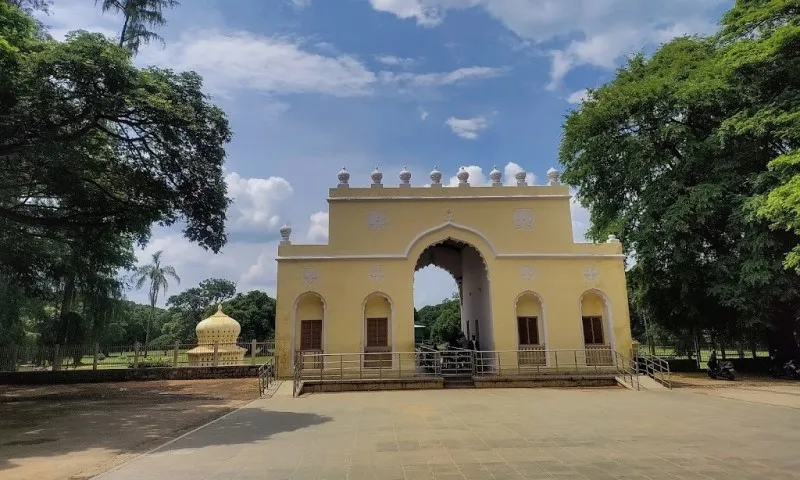 Daria Daulat Bagh