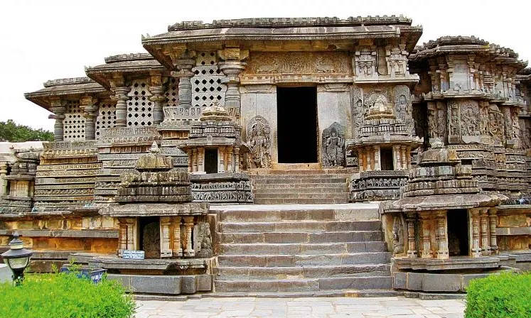 Hoysaleshwara Temple Halebidu