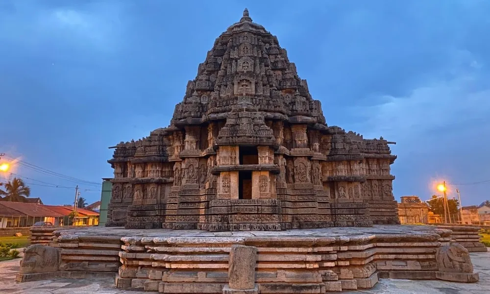 Lakshminarayana Temple Hosaholalu