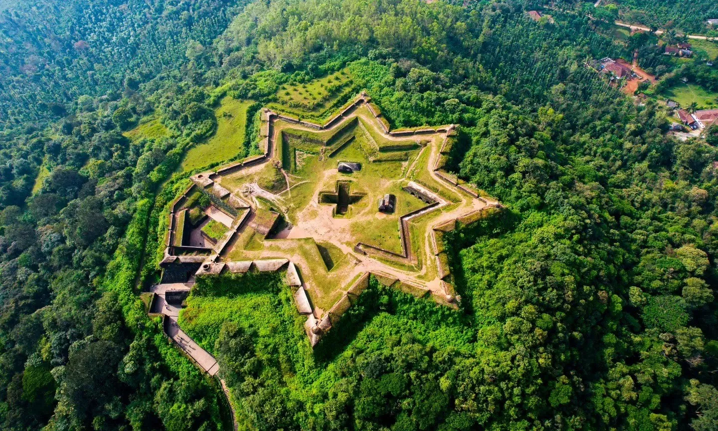 Manjarabad Fort Hassan