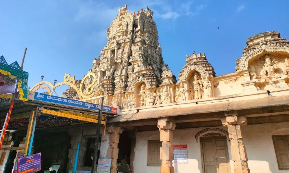 Shri Cheluvanarayana Swamy Temple