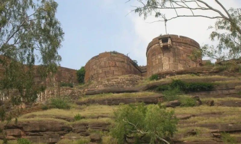gajendragad fort Gadag