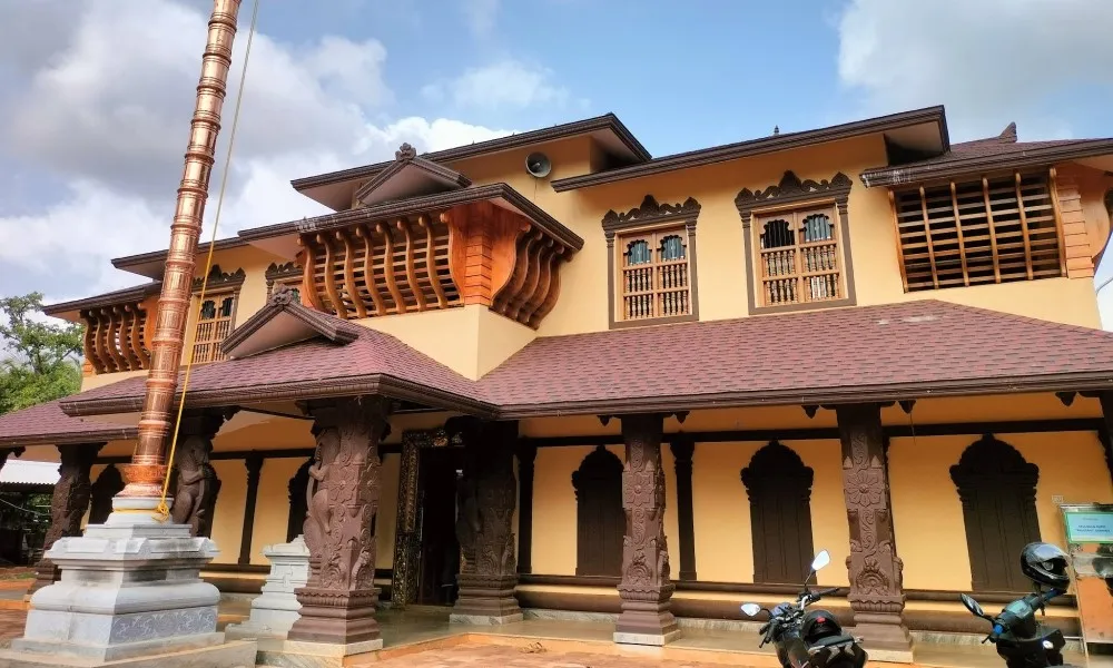 Shri Ananthasana Shri Lakshmi Ananthapadmanabha Temple Paniyadi